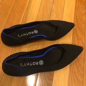 Size 11.5 black Rothy’s. The Point